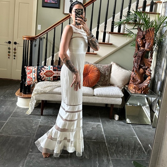 TADASHI WHITE DRESS - Picture 2 of 2